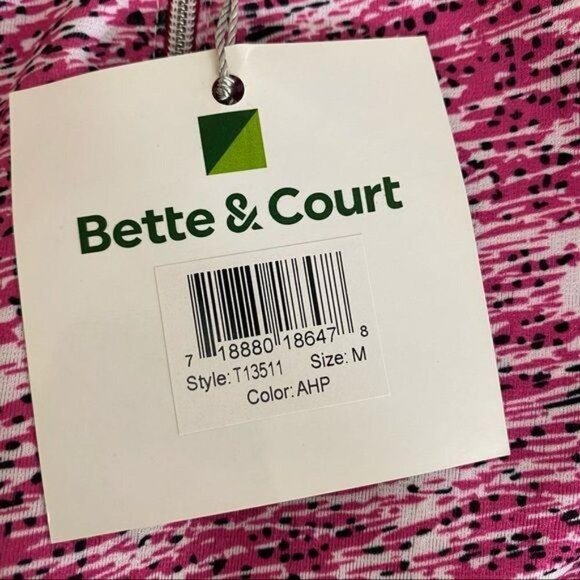 Bette & Court Pink Athletic Print Golf Pull Over - Picture 7 of 10